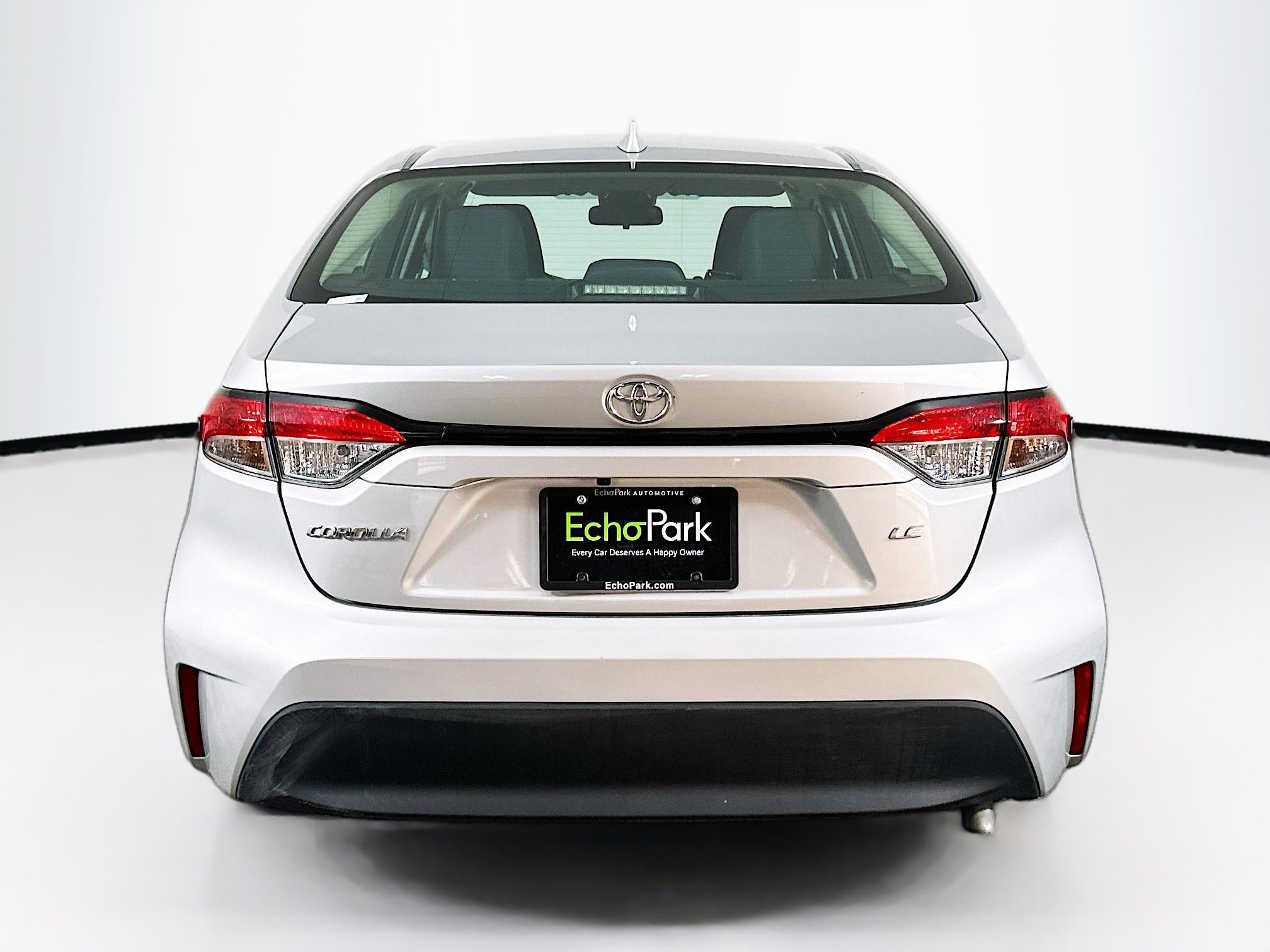 Used 2023 Toyota Corolla LE image 7