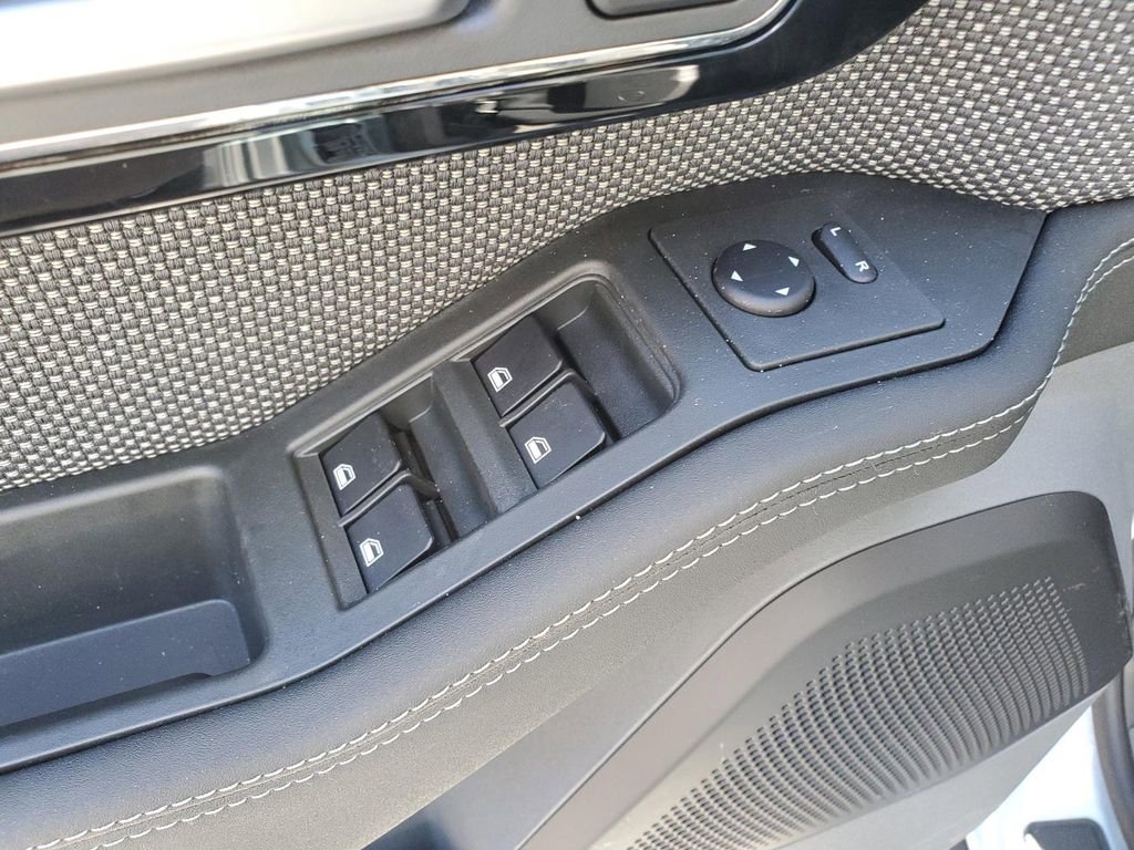 Used 2024 INEOS Grenadier image 15