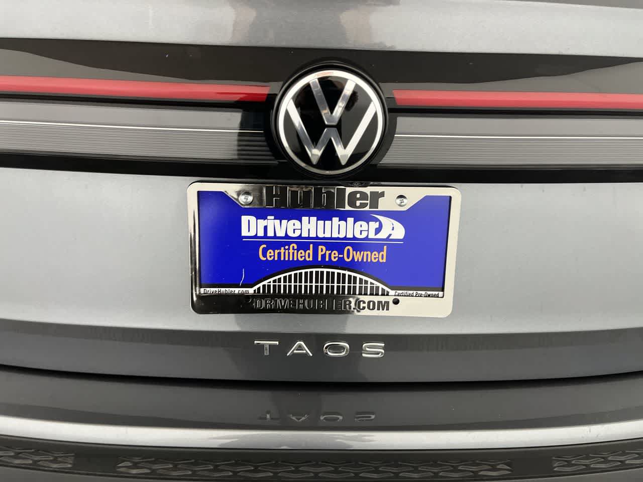 Used 2025 Volkswagen Taos S FWD image 11