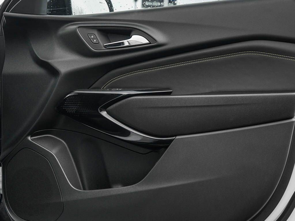 New 2026 Chevrolet Trax LT w/ Driver Confidence Package FWD image 9