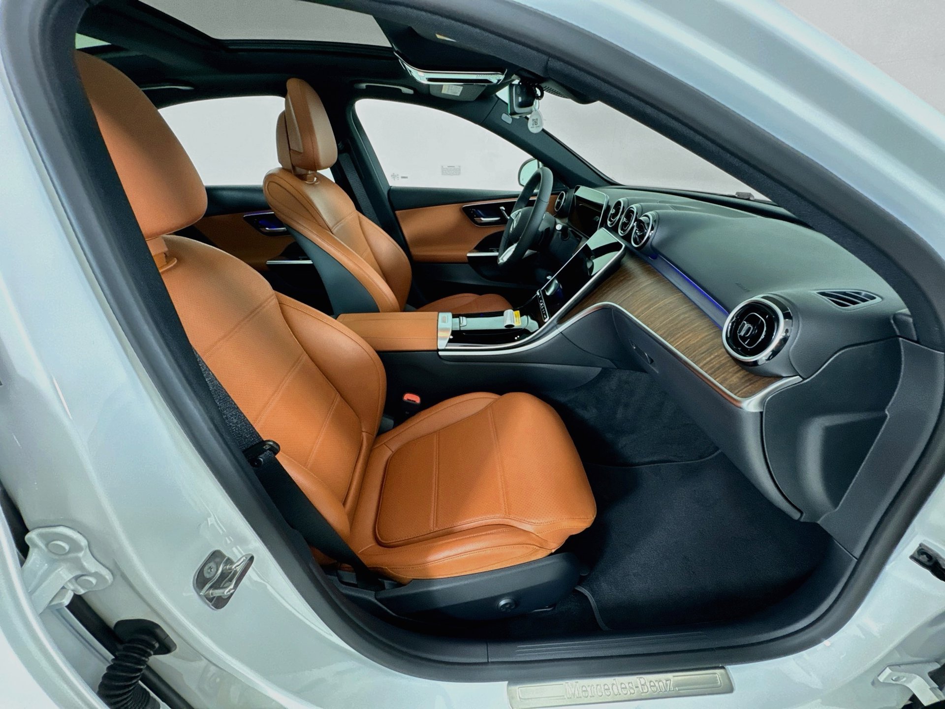 New 2026 Mercedes-Benz C 300 4MATIC Sedan image 30