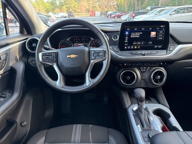 Used 2024 Chevrolet Blazer LT w/ Convenience Package FWD image 21