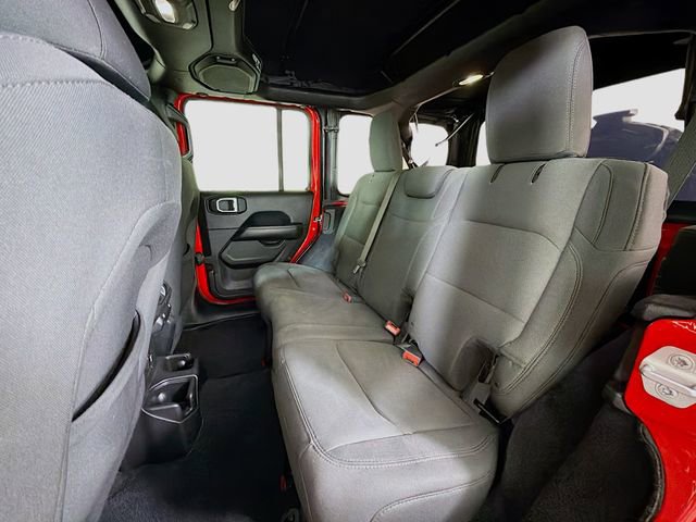 Used 2018 Jeep Wrangler Unlimited Sahara w/ Uconnect 4C Nav & Sound Group image 23