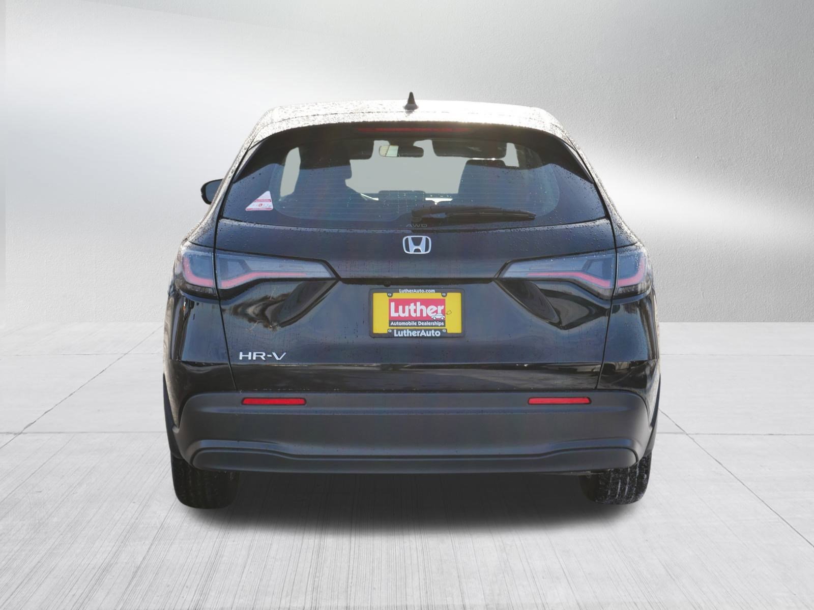 Certified 2023 Honda HR-V LX image 6
