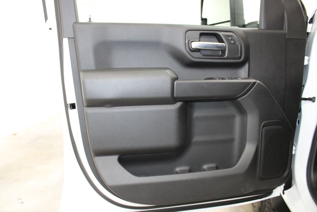 New 2026 Chevrolet Silverado 2500 Custom w/ Custom Value Package image 28