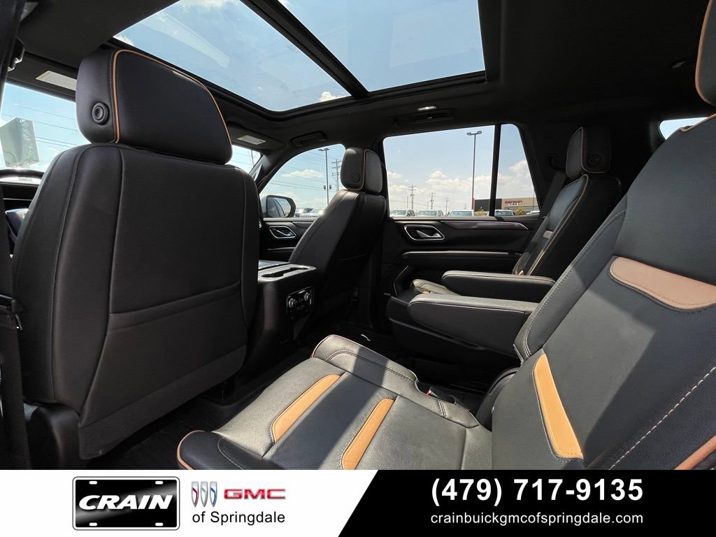 Used 2024 GMC Yukon AT4 w/ Technology Package AWD/4WD image 29