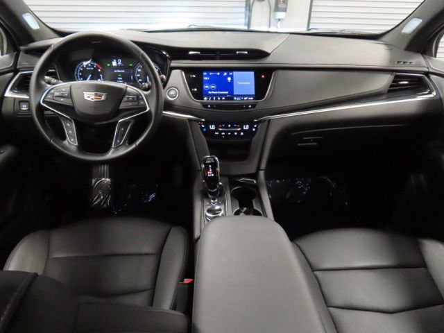 Certified 2025 Cadillac XT5 Premium Luxury image 27