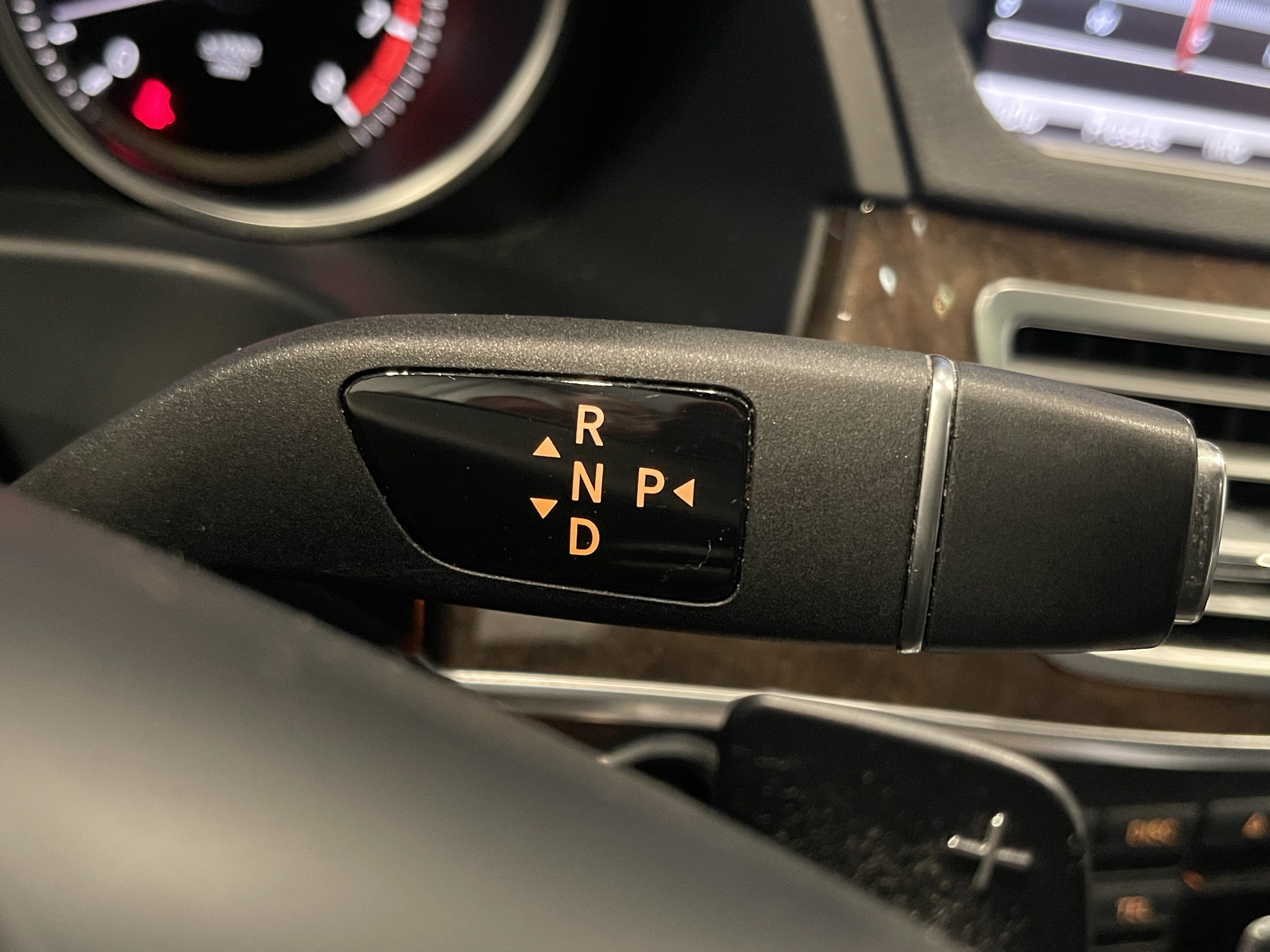 Used 2015 Mercedes-Benz E 350 4MATIC Sedan image 18