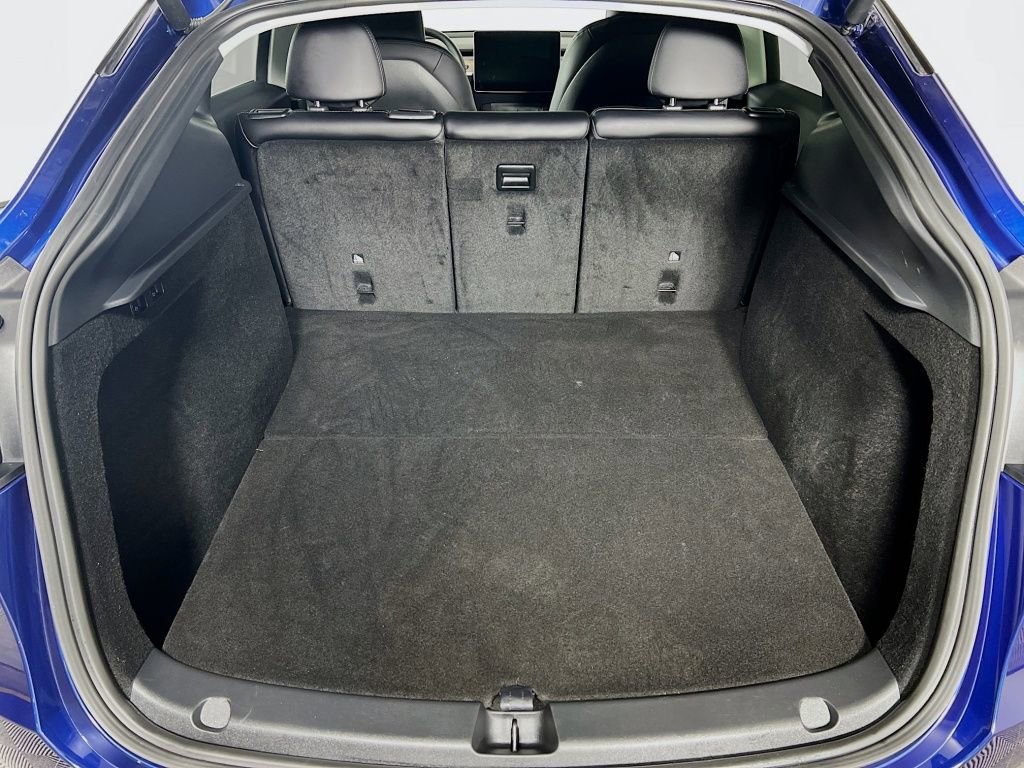 Used 2025 Tesla Model Y Long Range image 25