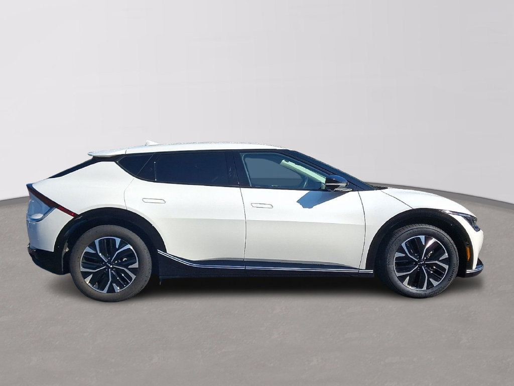 Certified 2024 Kia EV6 Wind w/ Wind Technology Package AWD/4WD image 7