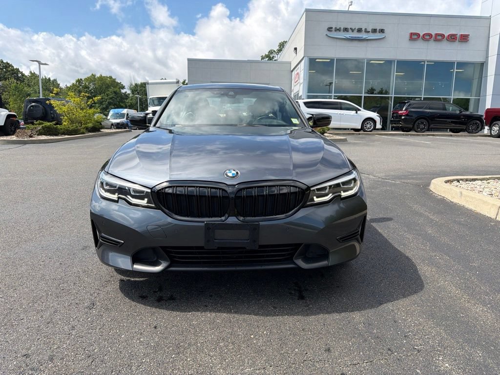 Used 2020 BMW 330i xDrive Sedan w/ Convenience Package AWD/4WD image 9