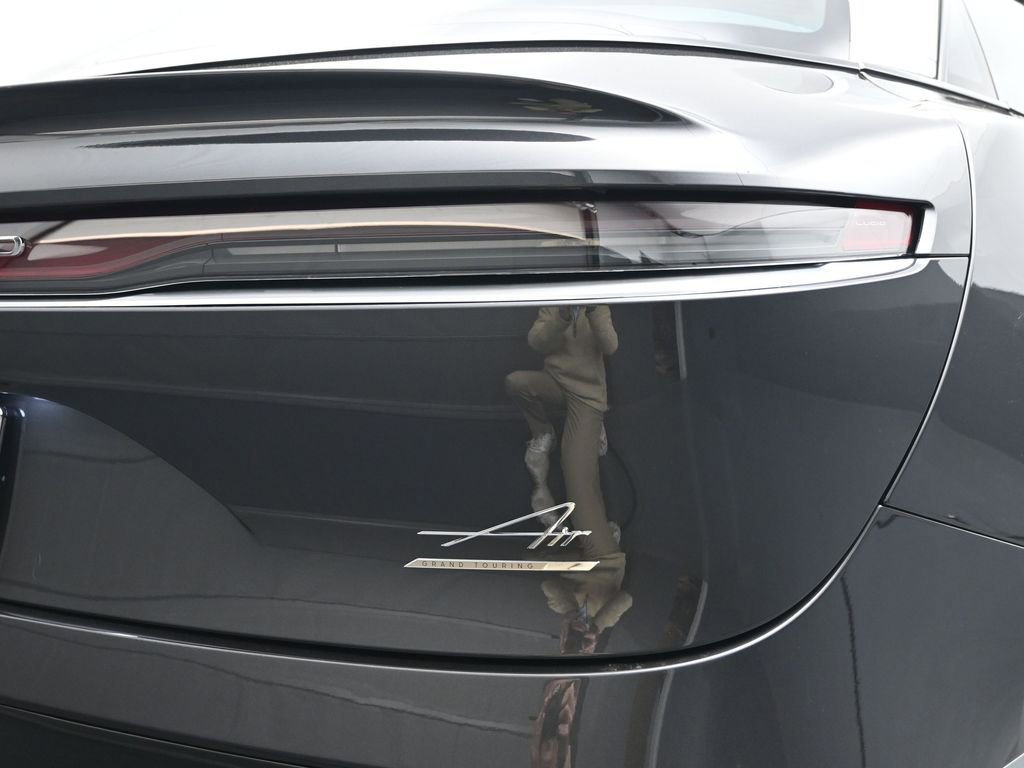 Used 2022 Lucid Air Grand Touring image 10