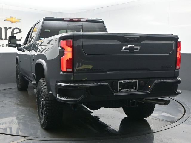 New 2026 Chevrolet Silverado 2500 ZR2 w/ LPO, Dark Essentials Package image 13