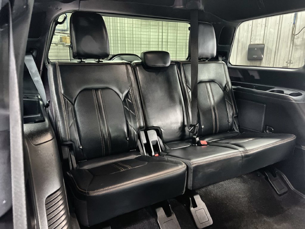 Certified 2022 Ford Expedition Platinum AWD/4WD image 21