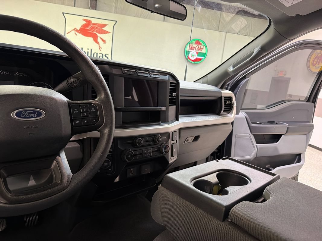 Used 2024 Ford F250 XL w/ STX Appearance Package AWD/4WD image 27