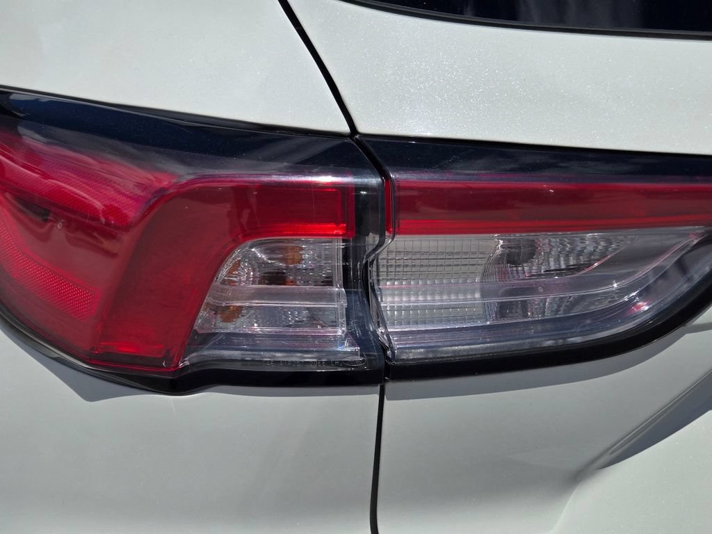 Used 2020 Ford Escape Titanium AWD/4WD image 11