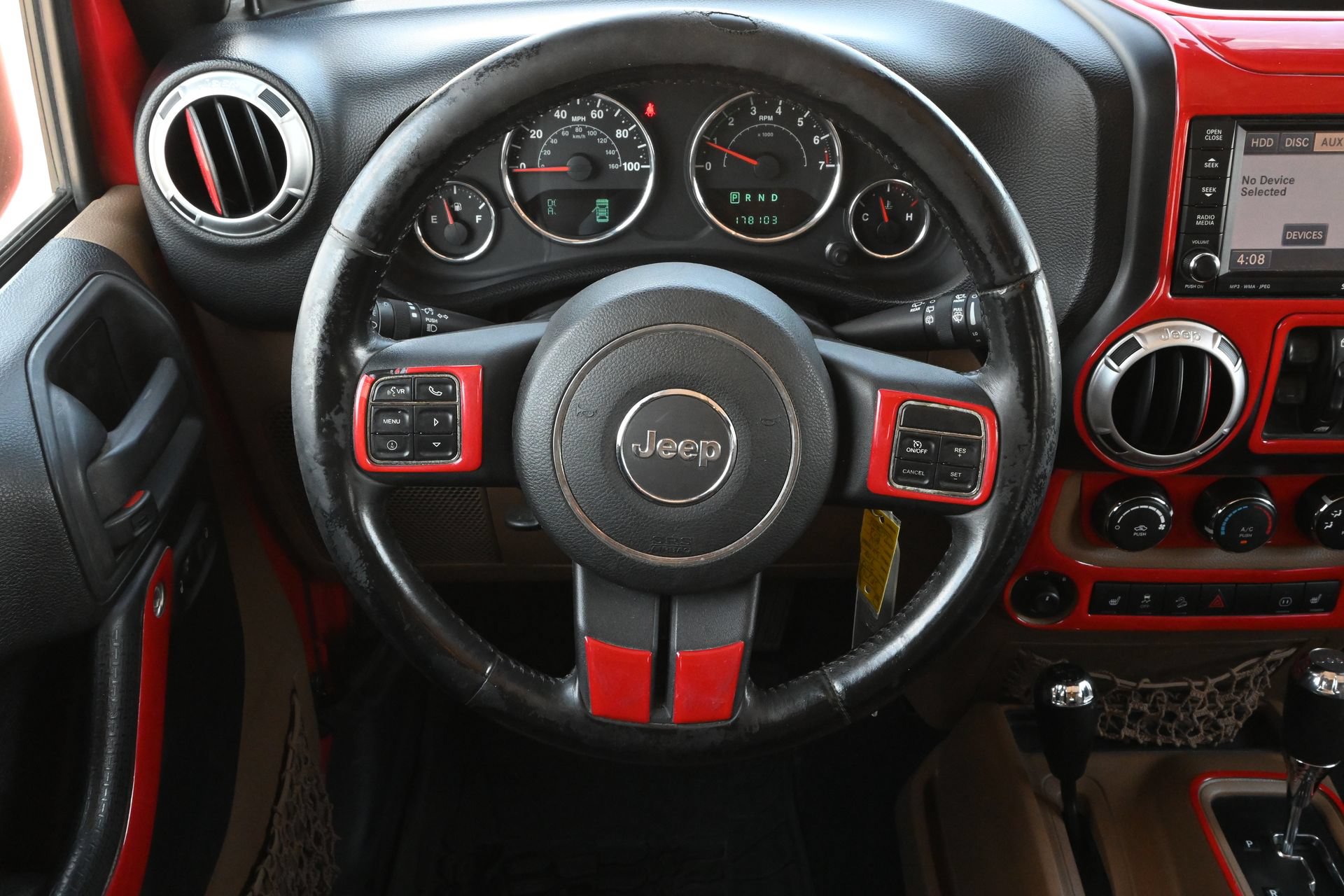 Used 2012 Jeep Wrangler Unlimited Sahara w/ Dual Top Group AWD/4WD image 10
