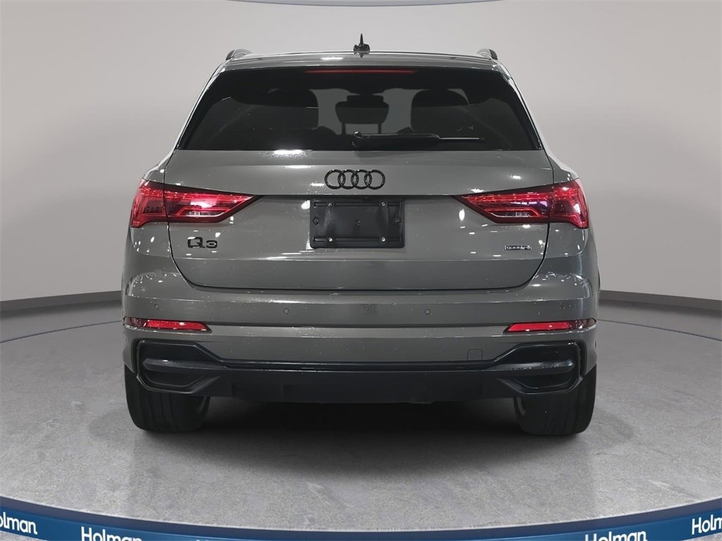 Used 2021 Audi Q3 2.0T Premium Plus w/ Premium Plus Package image 7