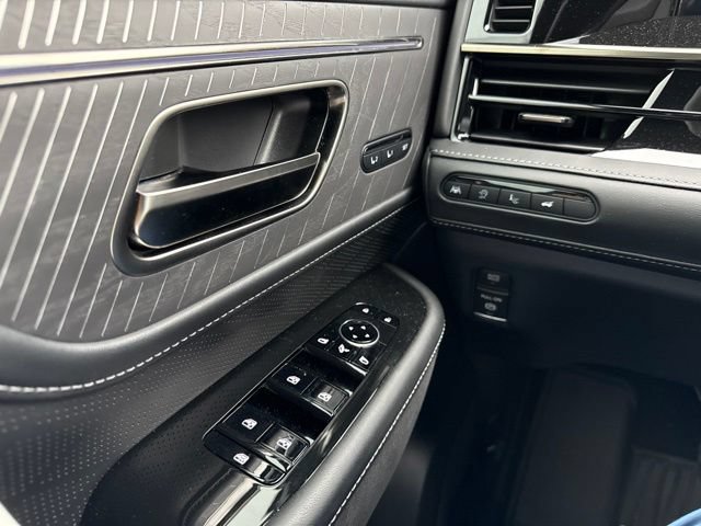 Used 2026 INFINITI QX80 Autograph w/ Premium Cargo Package AWD/4WD image 17