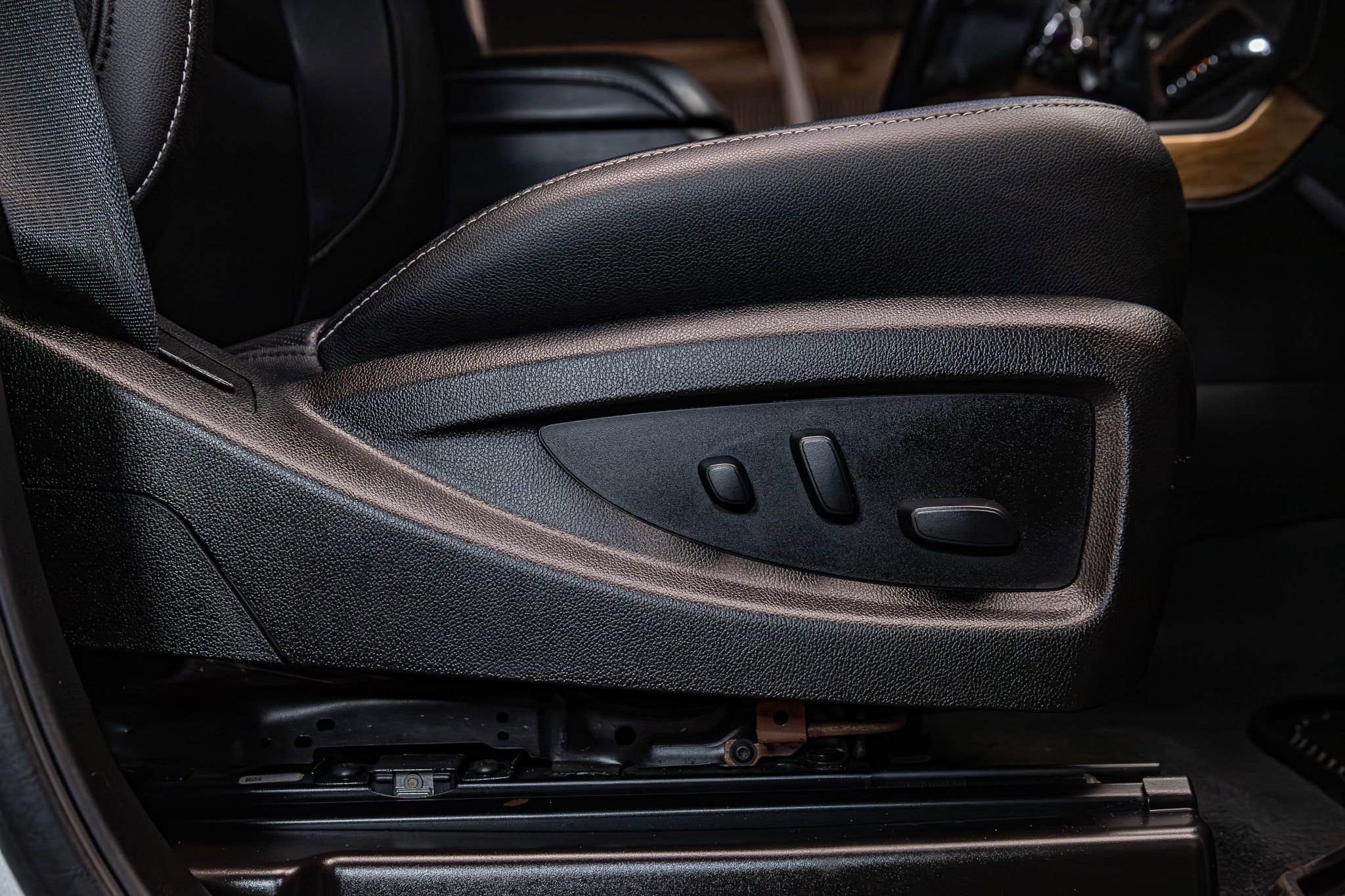 Used 2019 Chevrolet Silverado 2500 LTZ w/ Duramax Plus Package image 27