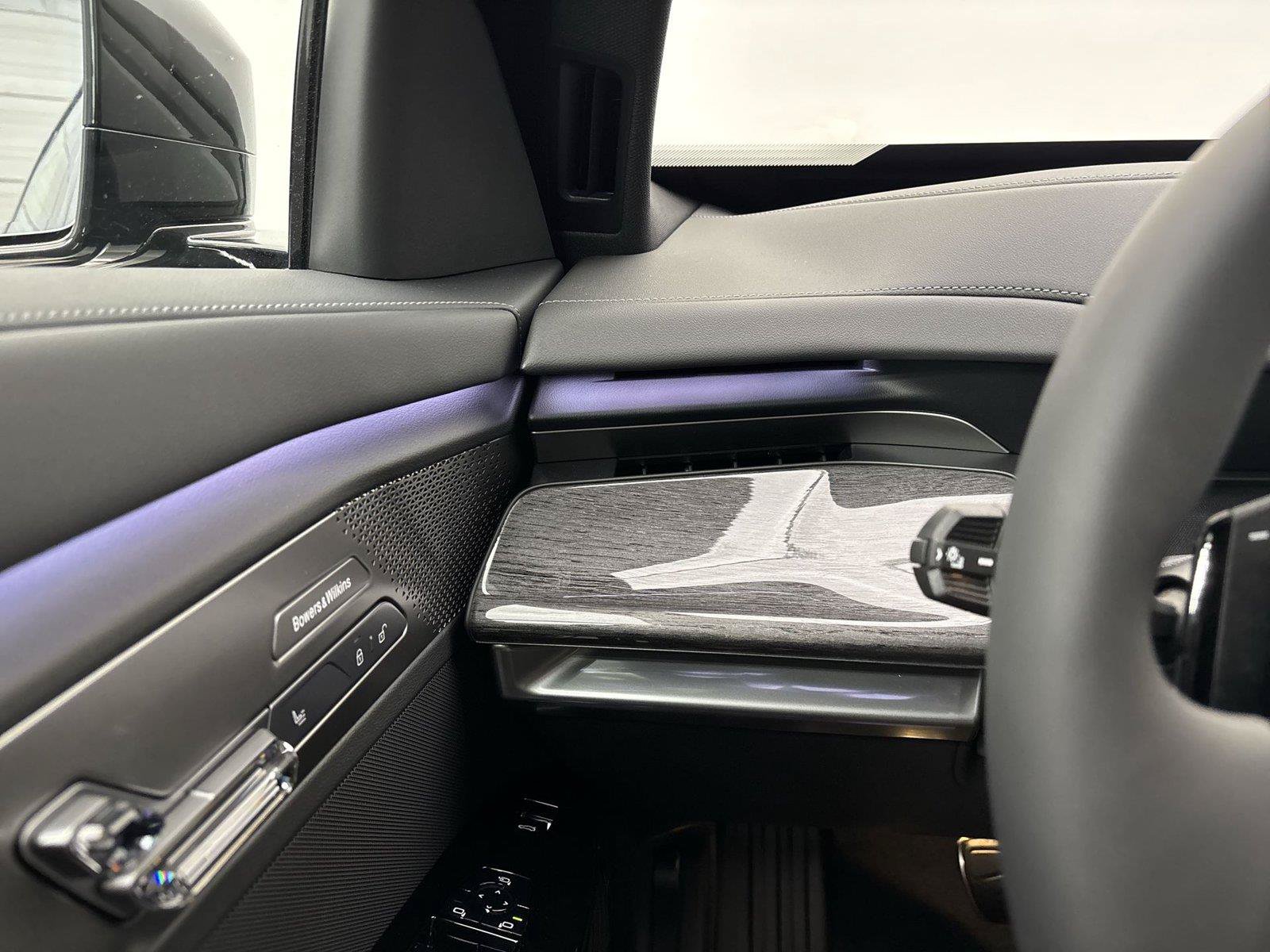 New 2027 BMW 740i w/ Executive Package RWD image 19