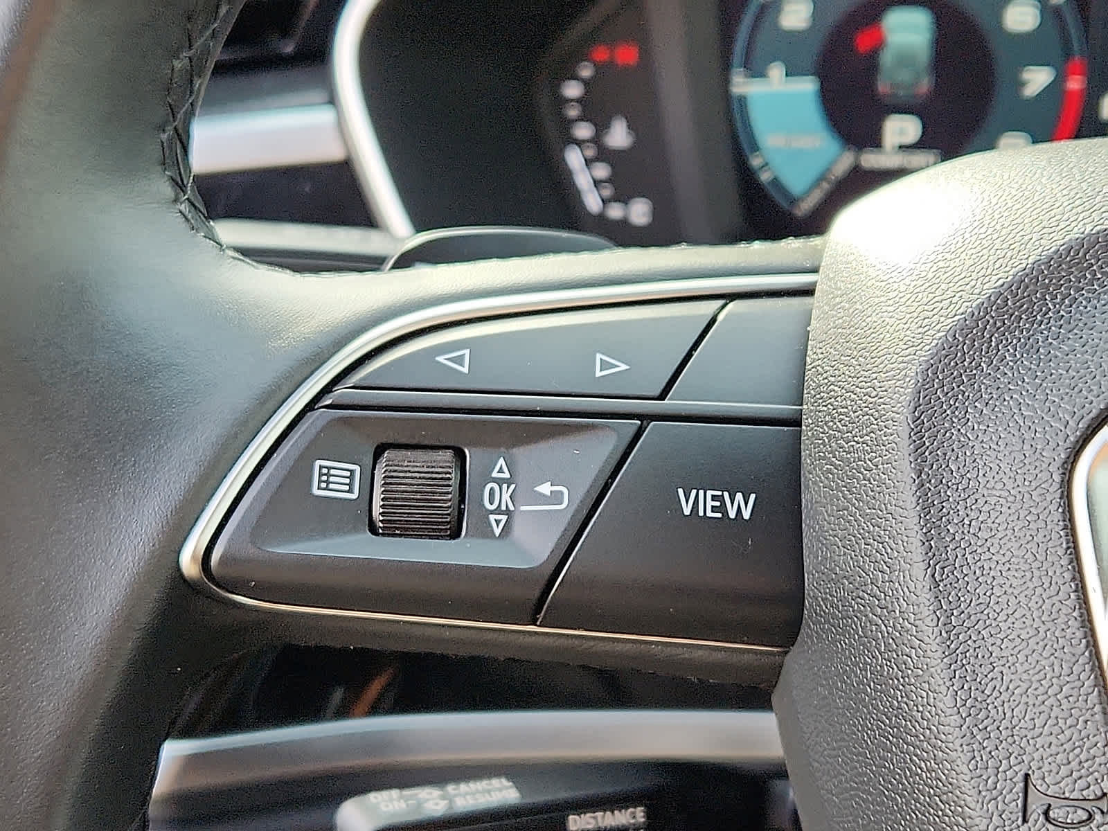 Used 2025 Audi Q3 2.0T Premium image 22