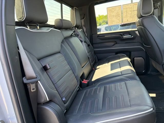 Used 2025 GMC Sierra 2500 AT4X AWD/4WD image 15