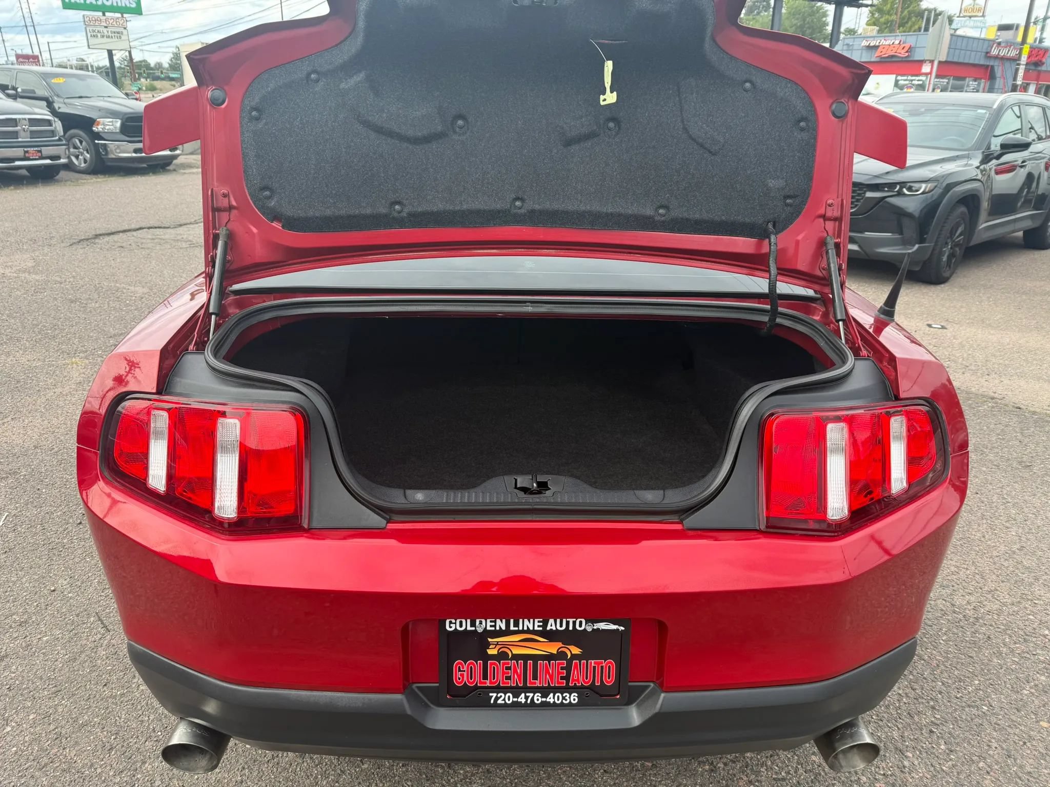 Used 2011 Ford Mustang Premium w/ 202A Rapid Spec Order Code RWD image 24