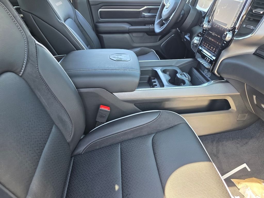 New 2026 RAM 1500 Laramie w/ Sport Appearance Package AWD/4WD image 12