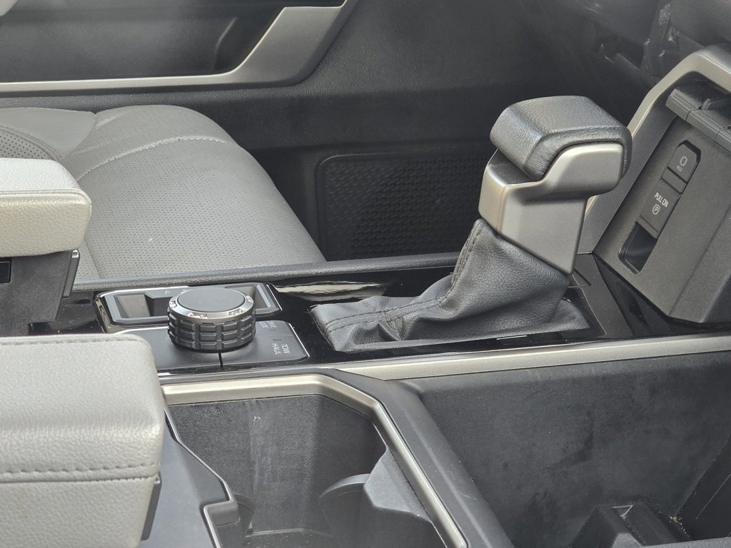 Used 2024 Toyota Tundra Limited image 15