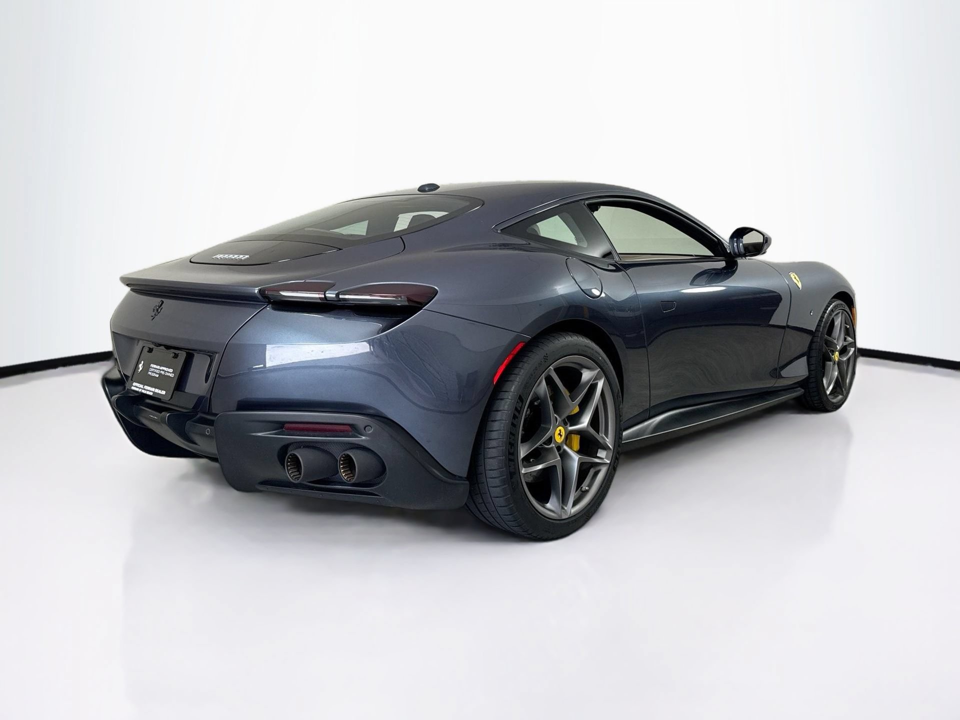 Certified 2021 Ferrari Roma RWD image 7