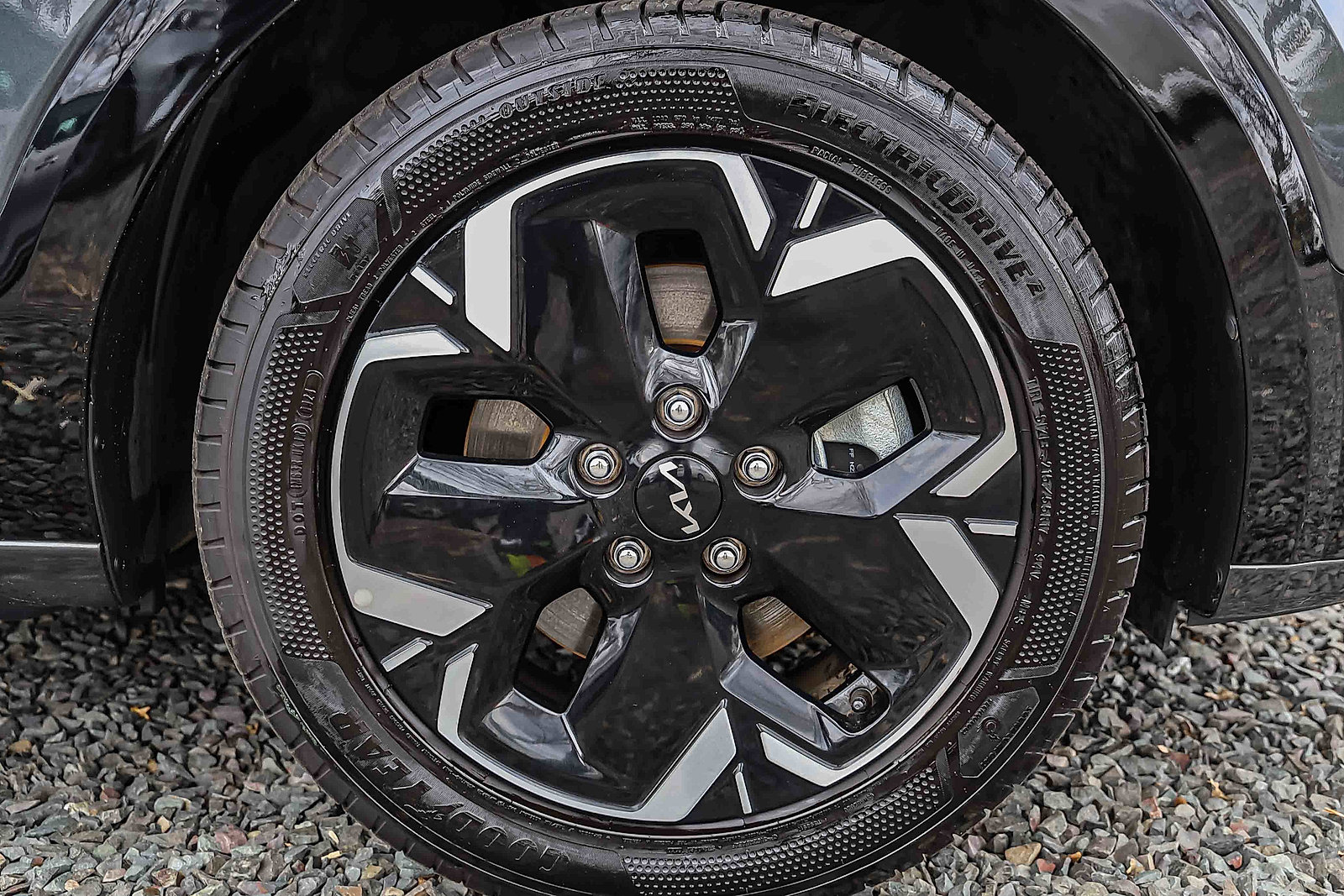 Certified 2023 Kia Niro Wave w/ Wave Preserve Package image 26