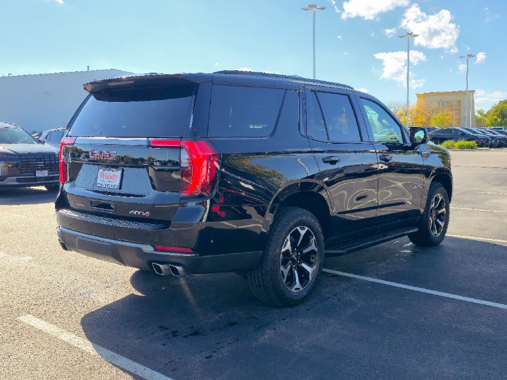Certified 2025 GMC Yukon AT4 AWD/4WD image 8