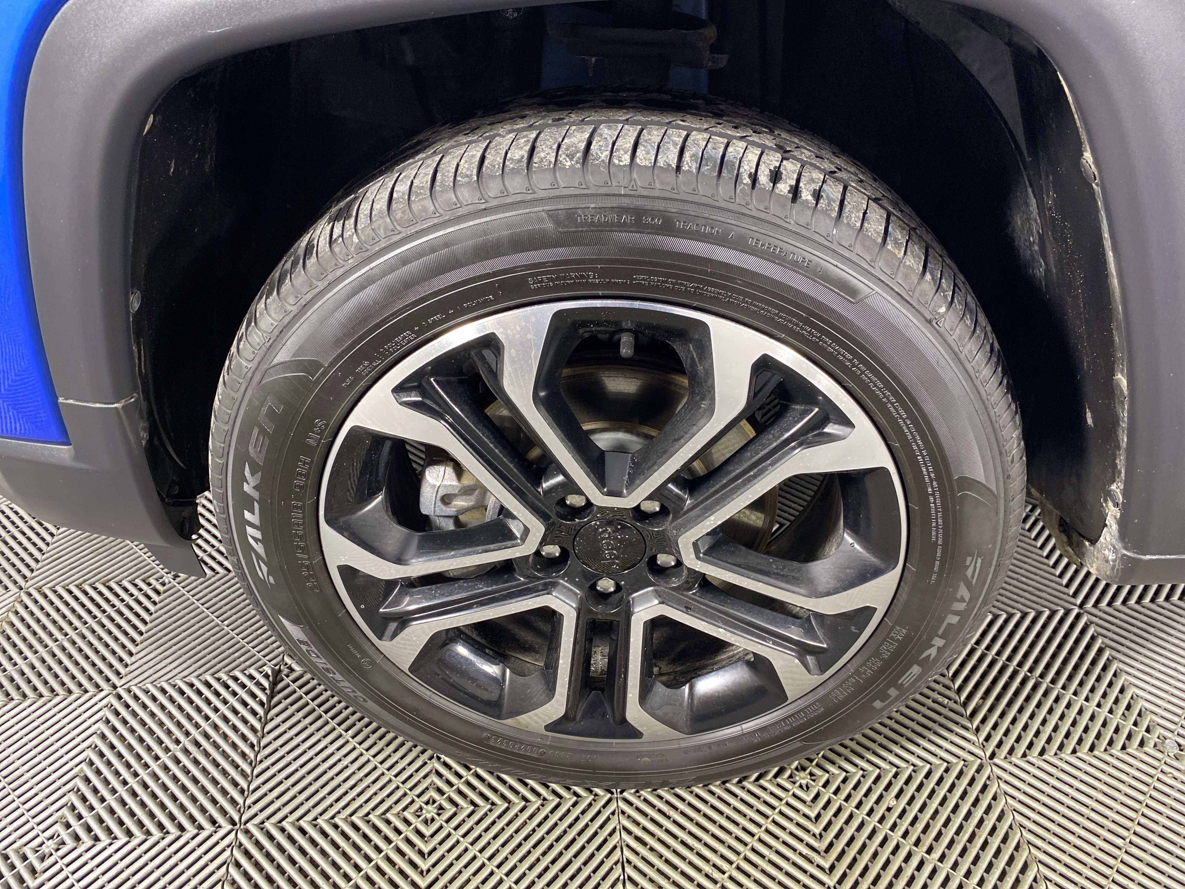 Used 2022 Jeep Compass Limited image 13