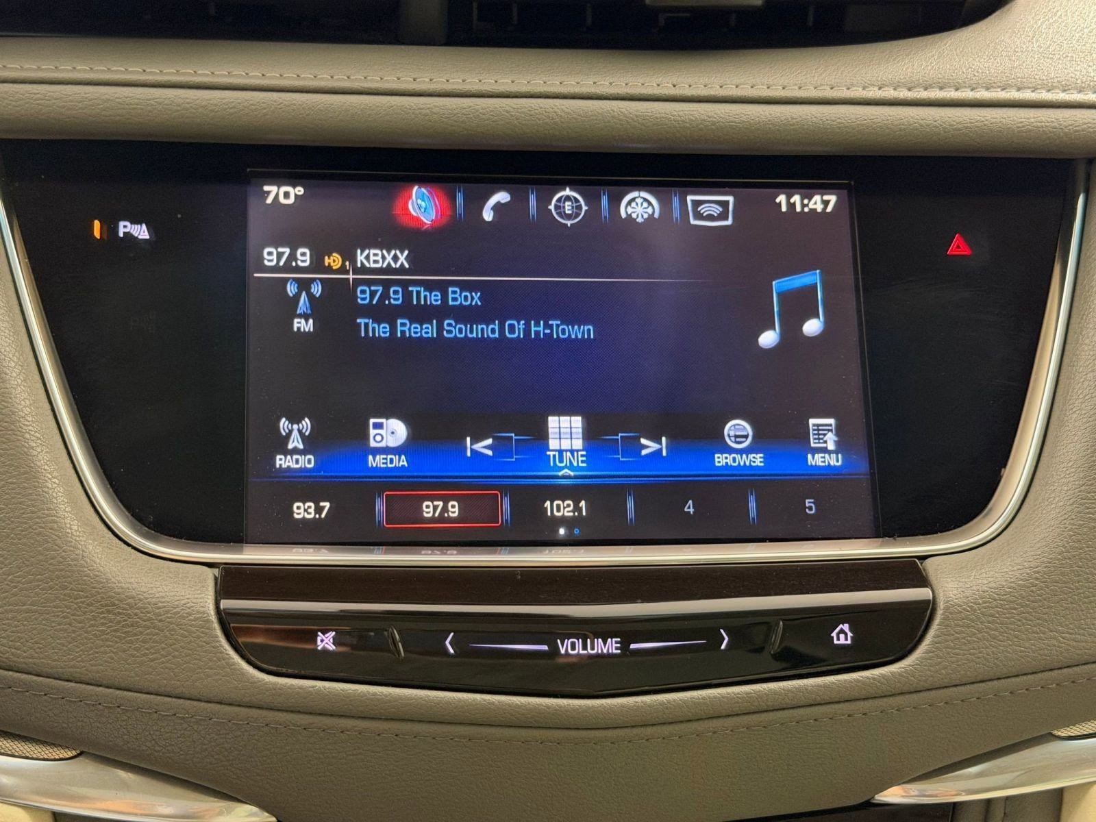 Used 2017 Cadillac XT5 Luxury w/ Driver Awareness Package image 25