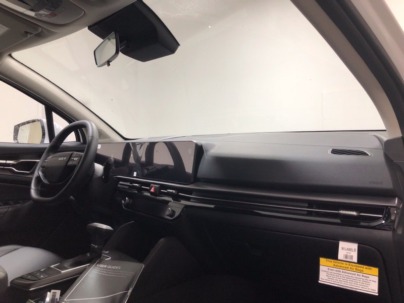 New 2026 Kia Sportage EX FWD image 14