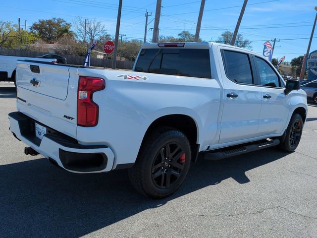 Used 2024 Chevrolet Silverado 1500 RST w/ Redline Edition AWD/4WD image 4
