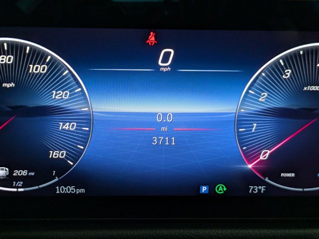 Used 2025 Mercedes-Benz GLB 250 image 13