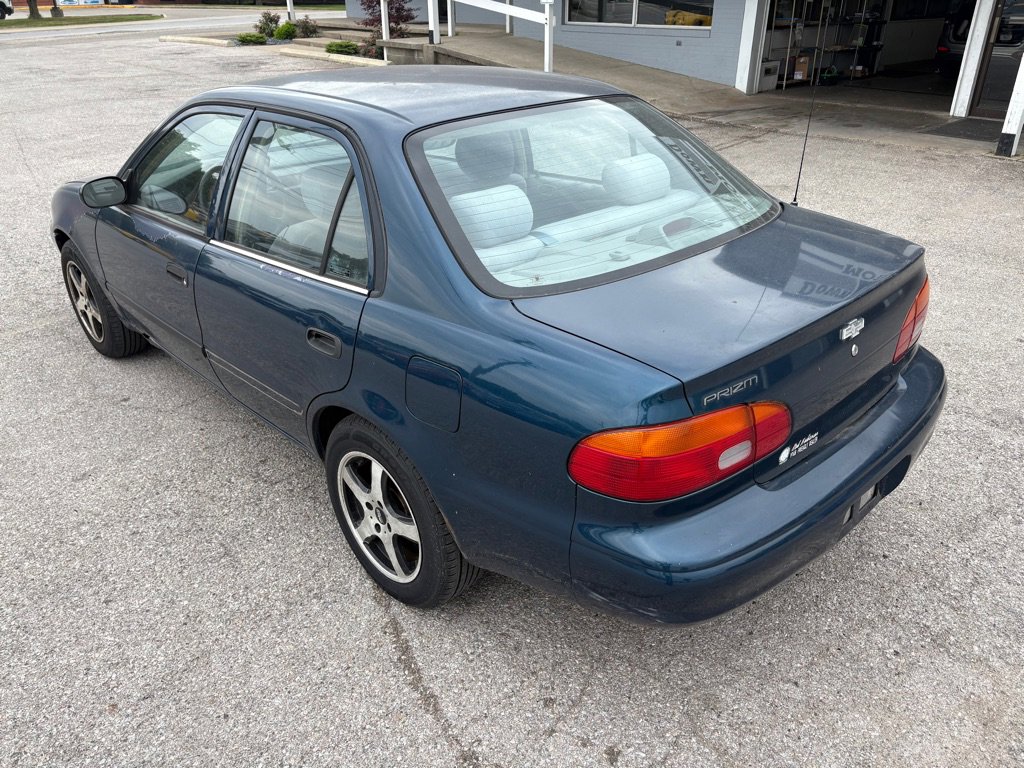Used 2000 Chevrolet Prizm FWD image 6
