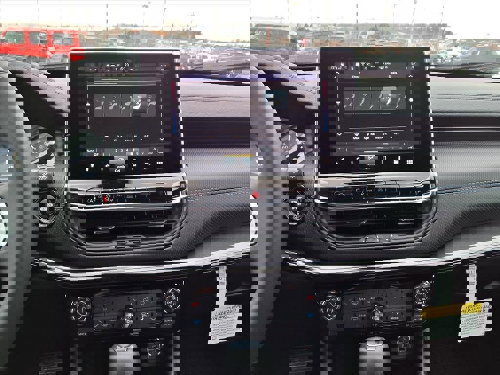 New 2026 Jeep Compass Latitude image 26