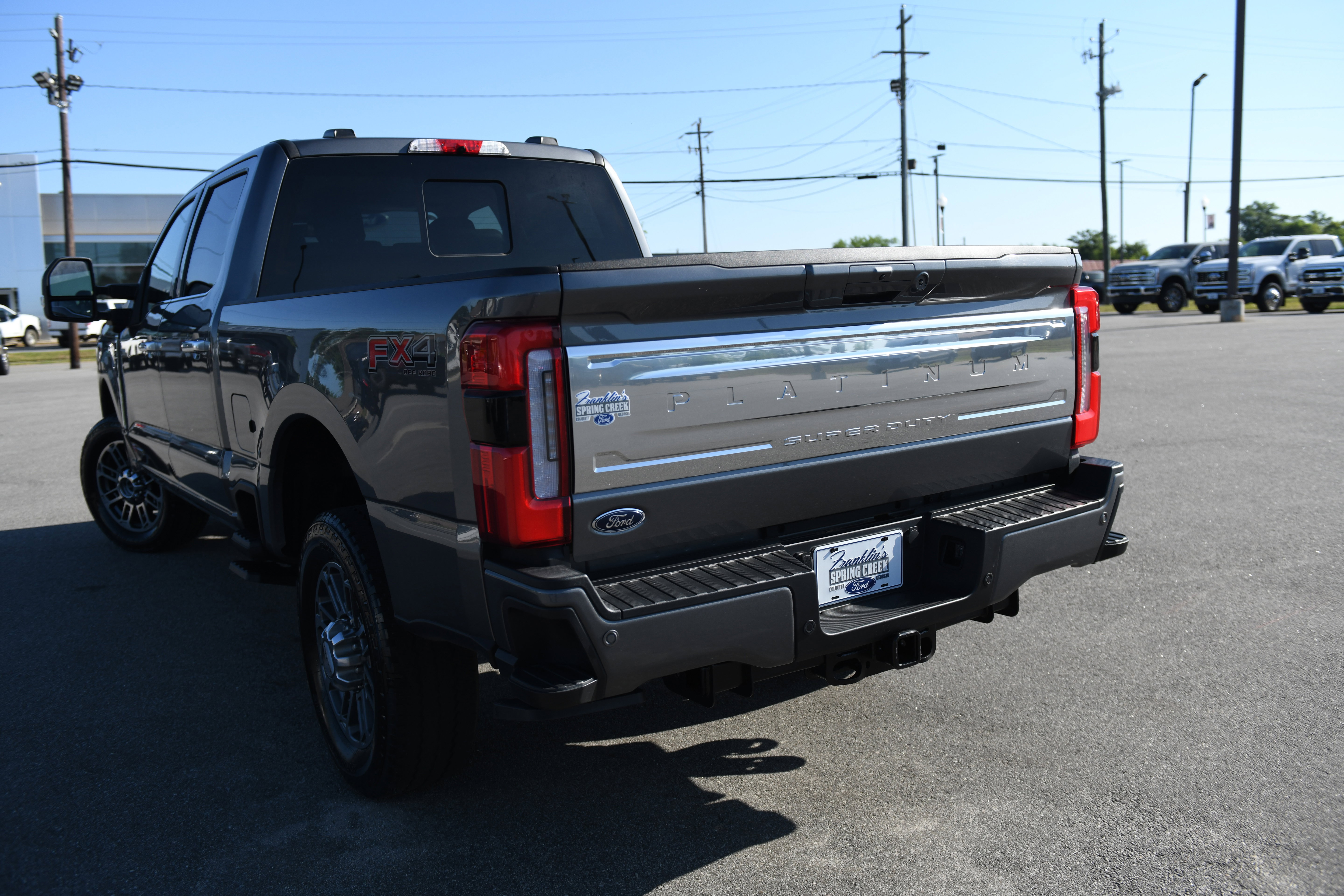 Used 2025 Ford F250 Platinum w/ Platinum Plus Package AWD/4WD image 11
