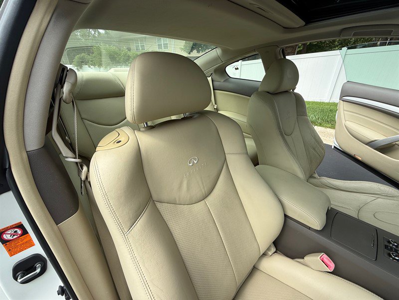 Used 2009 INFINITI G37 x Coupe w/ Premium Pkg AWD/4WD image 18
