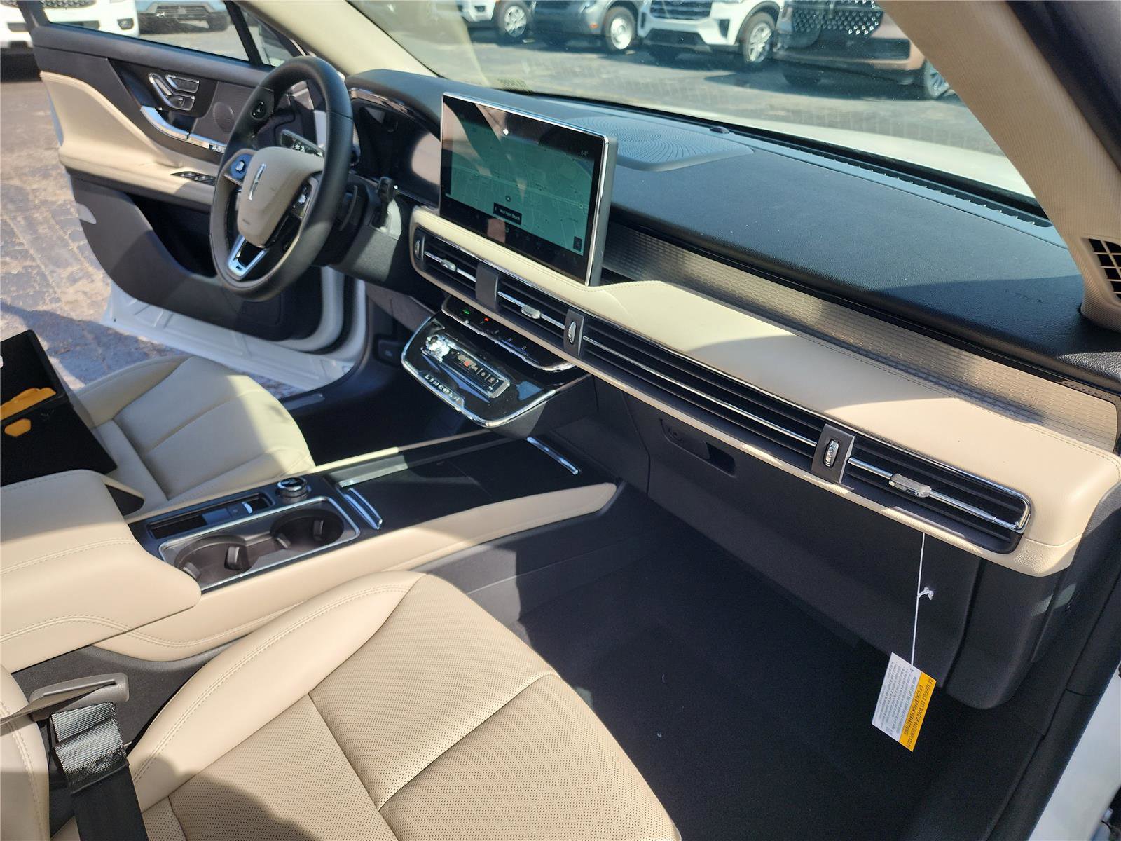 New 2026 Lincoln Corsair Premiere image 25