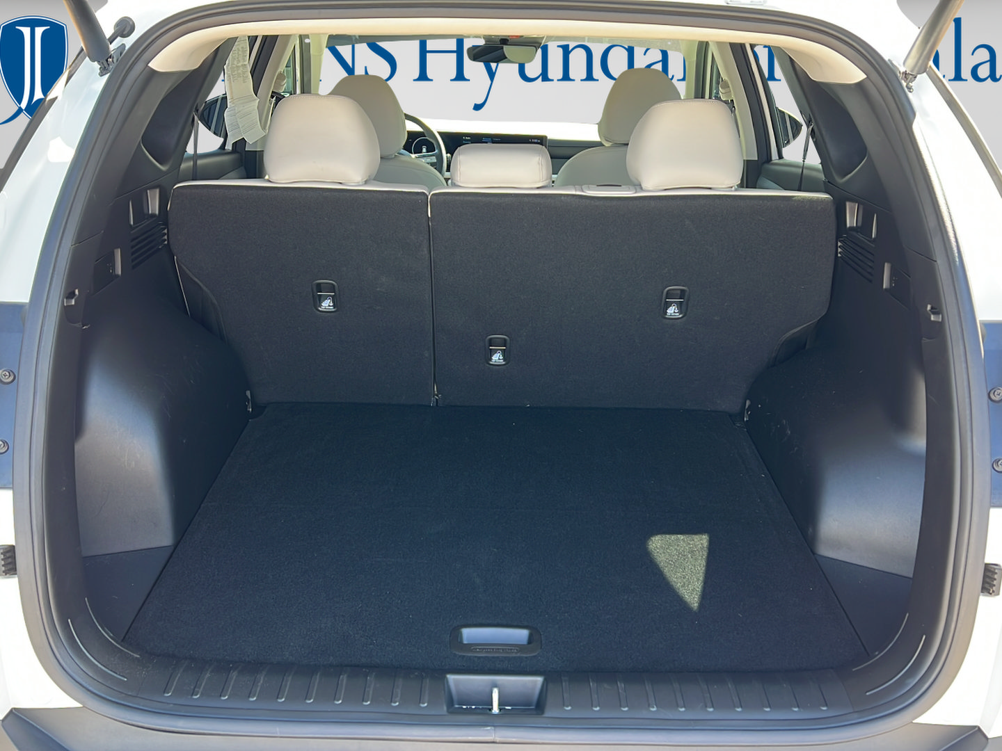 Certified 2025 Hyundai Tucson SEL AWD/4WD image 9
