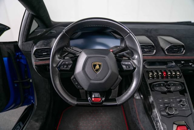 Used 2019 Lamborghini Huracan Performante AWD/4WD image 19