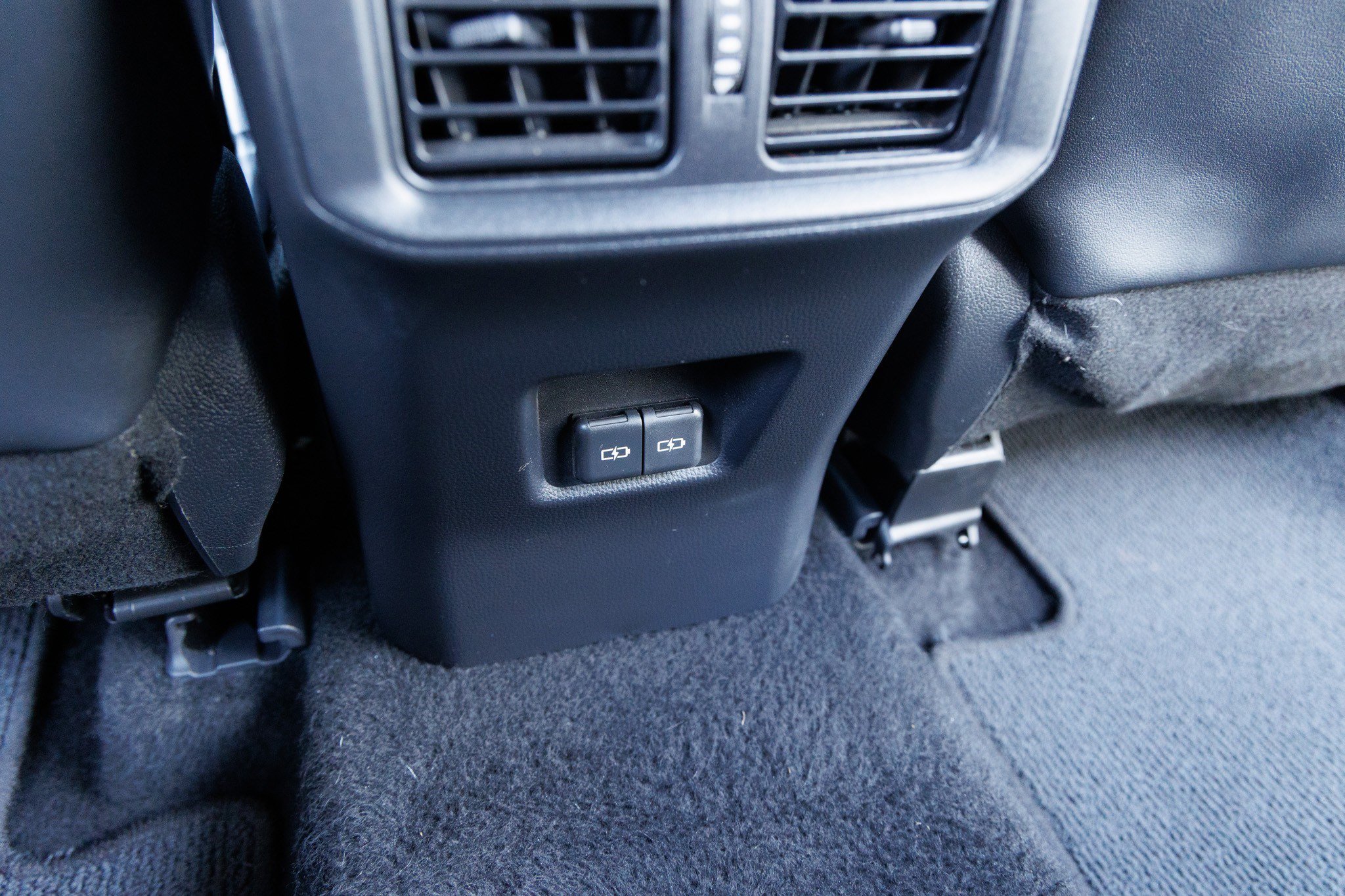 Used 2024 Toyota RAV4 Limited image 46