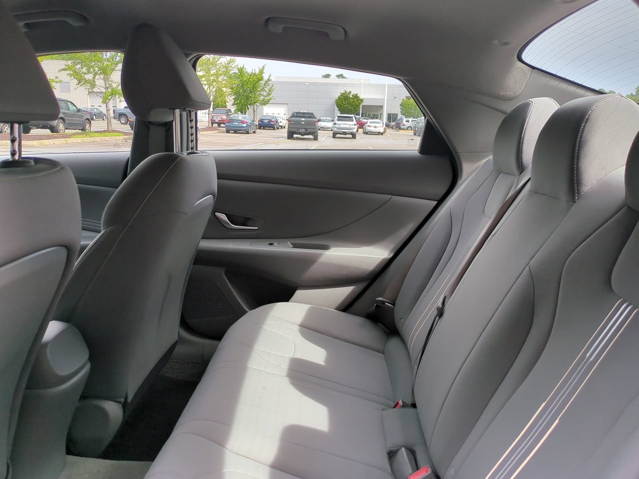 Used 2023 Hyundai Elantra SEL w/ Convenience Package FWD image 13