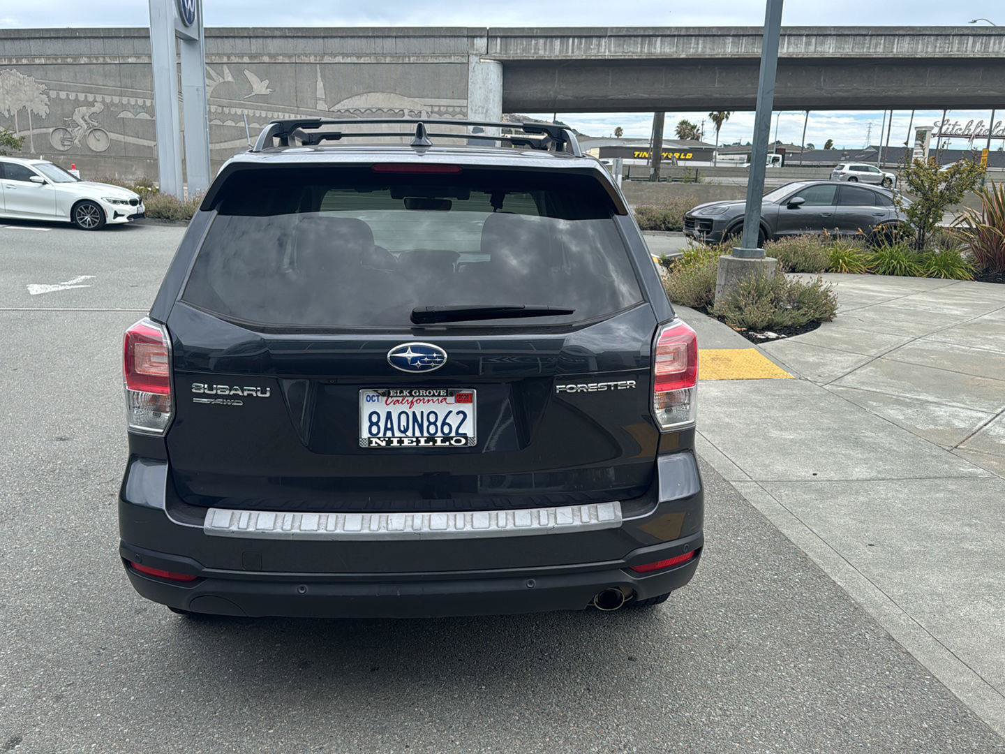 Used 2018 Subaru Forester 2.5i Touring AWD/4WD image 5