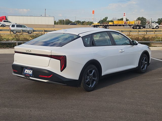 Used 2026 Kia K4 FWD image 5