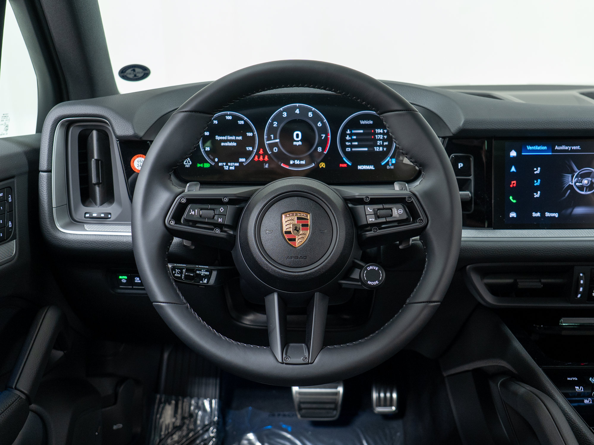 New 2026 Porsche Cayenne S AWD/4WD image 21